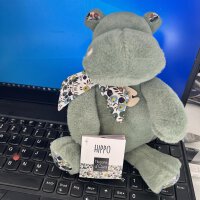 Hippo "Lindo" mit Bandana, grün, 22cm